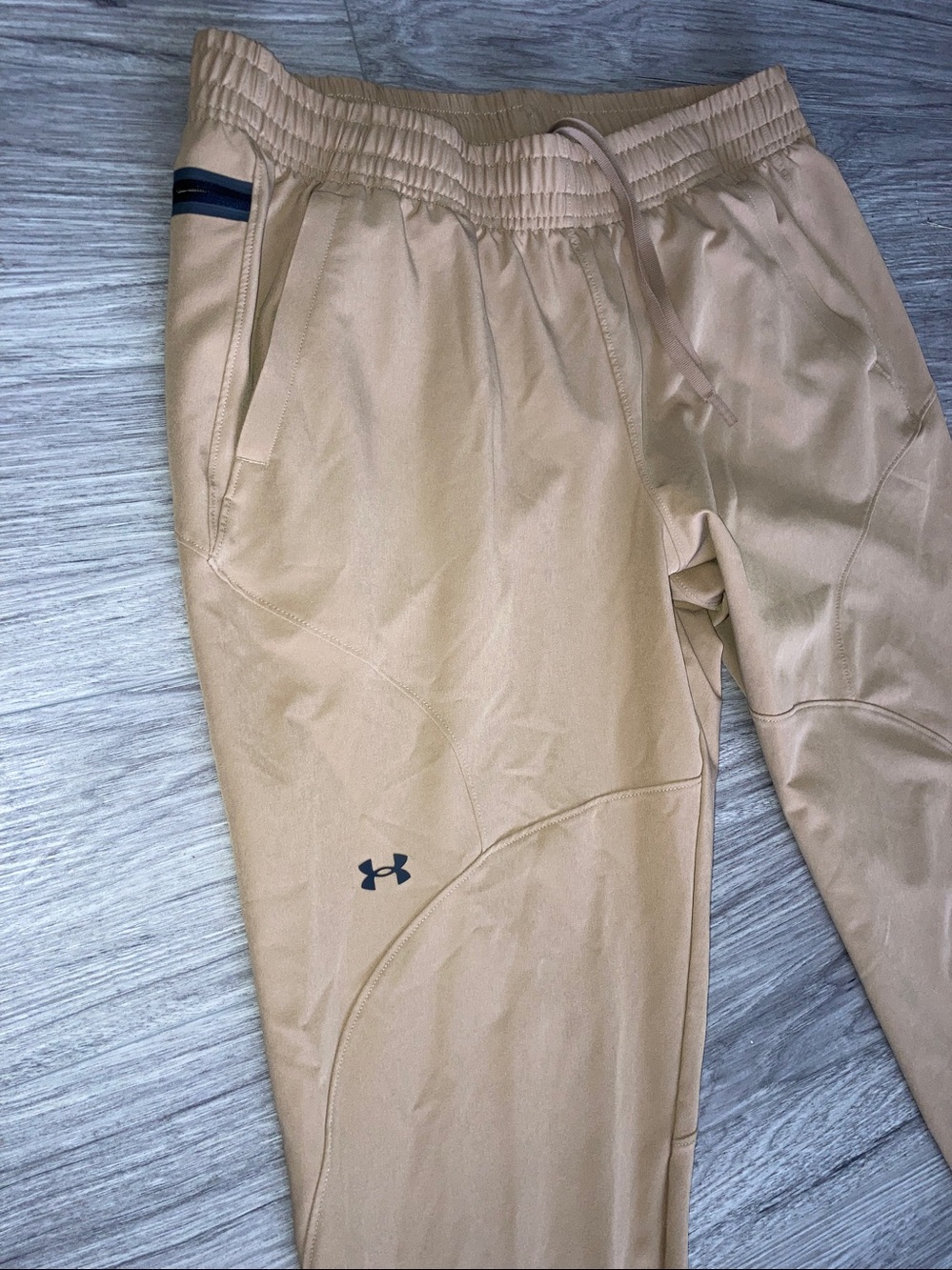 UNDER ARMOUR Unstoppable Beige with Black Accents Jogger Pants Womens Size Large - Picture 6 of 13